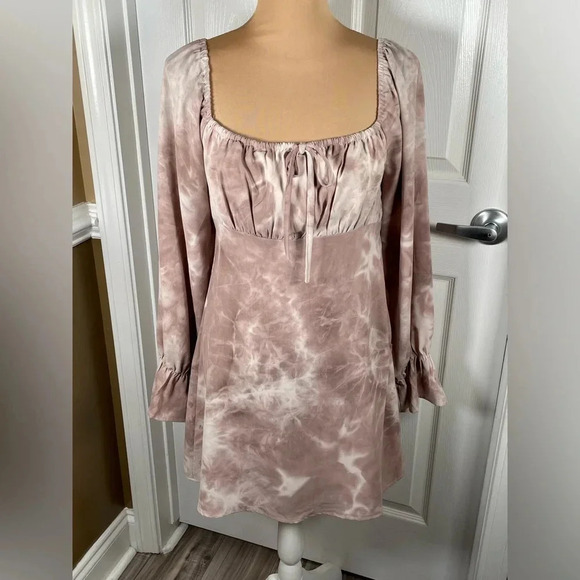 Altar’d State Tie Dye Dress Size Medium - Picture 7 of 10